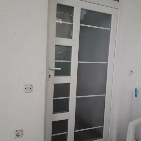 Ristevski Apartamento *